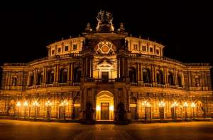 Операта в Дрезден